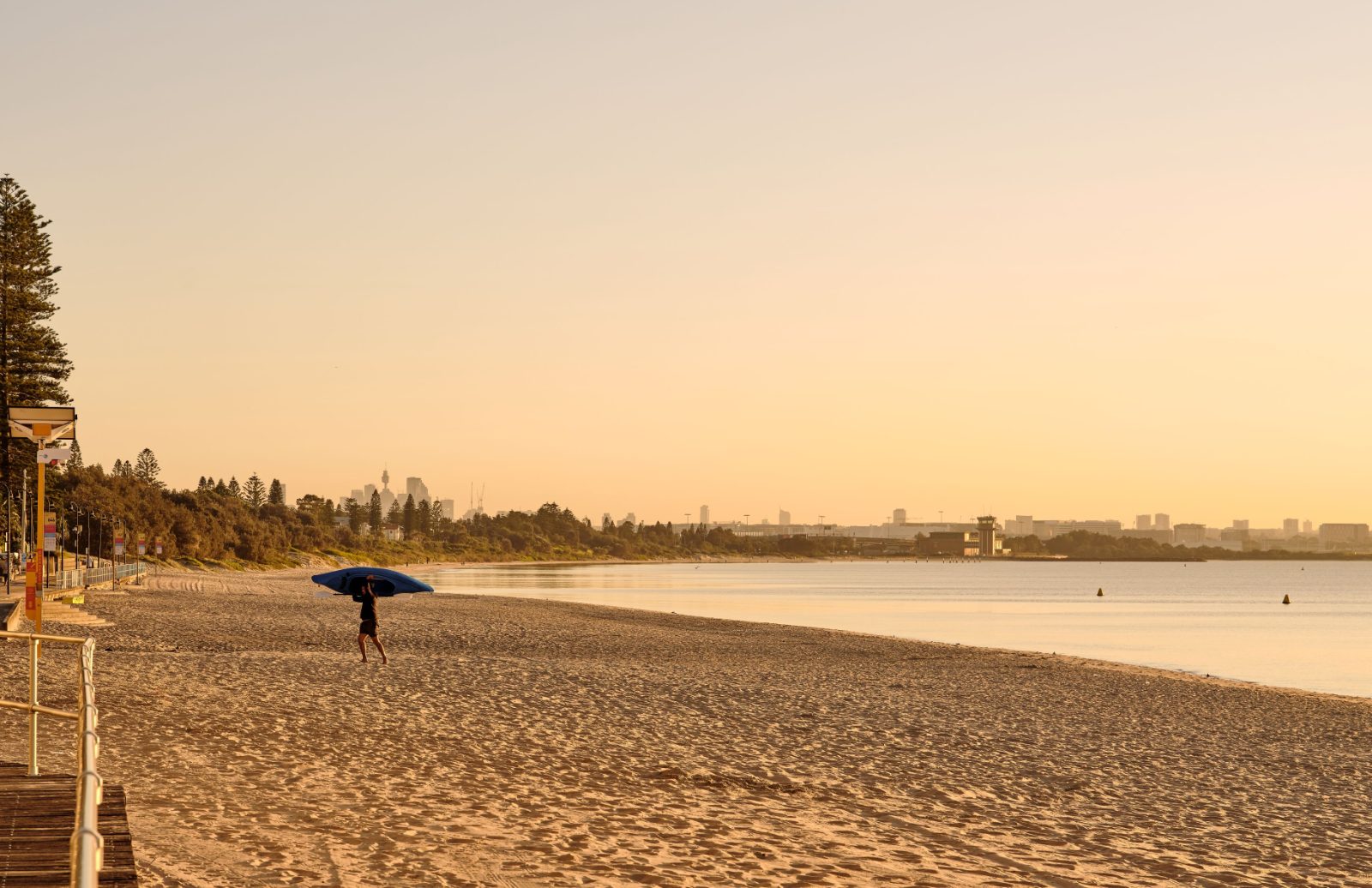 Brighton-Le-Sands beach and the Sydney skyline